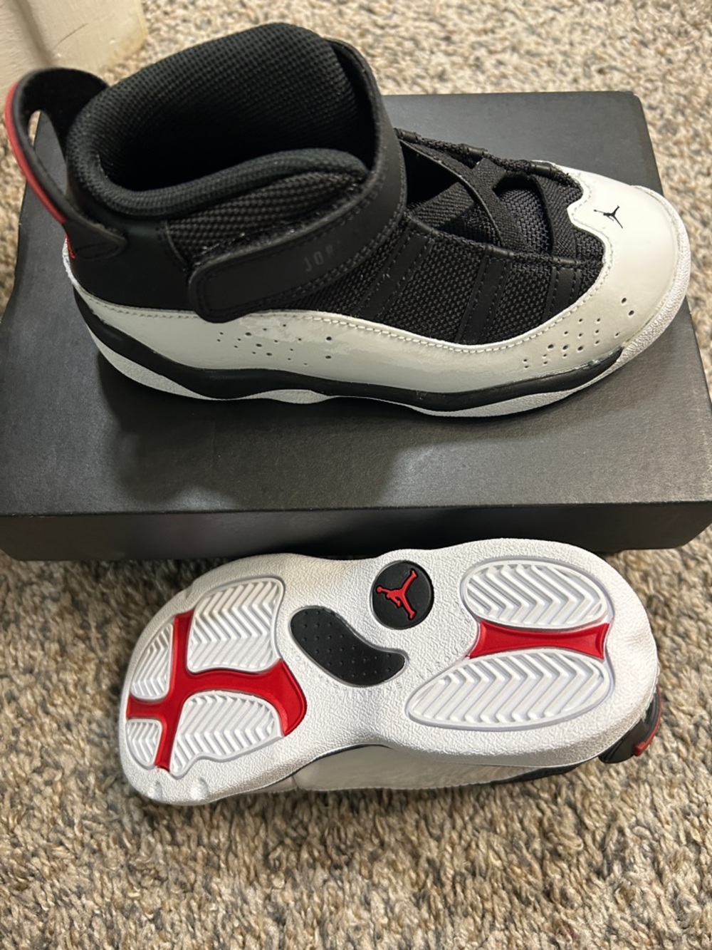Black/White/Red Kids' Basketball Shoes 20C